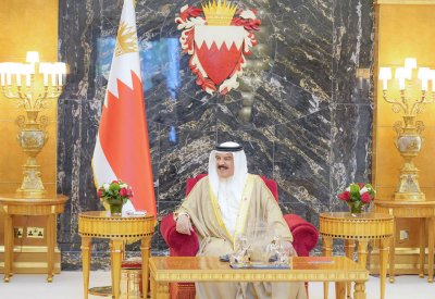 جلالة الملك المفدى يستقبل عدداً من أهالي المحافظة الجنوبية