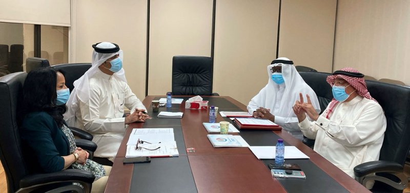 الوكيل المساعد للخدمات التعليمية تستقبل رائدين من رواد الحركة الكشفية