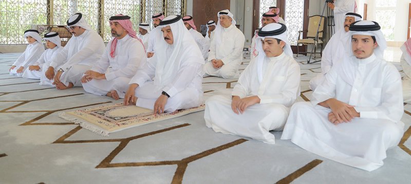 جلالة الملك المفدى يؤدي صلاة الجمعة المباركة