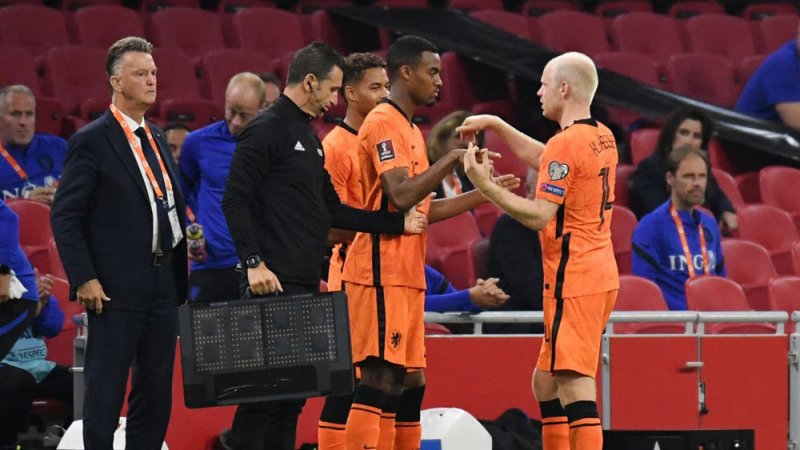فان غال: إمتاع الجماهير ليس هدف منتخب هولندا