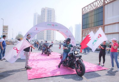 "لولو" تدعم حملة "ثينك بينك" لمرضى سرطان الثدي