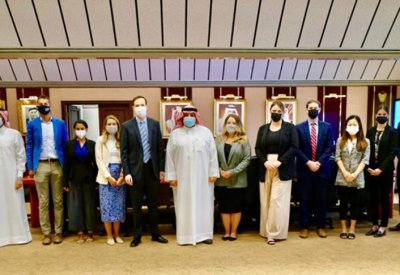 وزير العدل يستقبل وفدًا من موظفي النواب والشيوخ بالولايات المتحدة الأمريكية