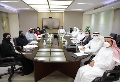 تعزيزاً للشراكة بين "التربية" و"الغرفة": المدير العام لشئون المدارس يجتمع بلجنة قطاع التعليم بغرفة تجارة وصناعة البحرين