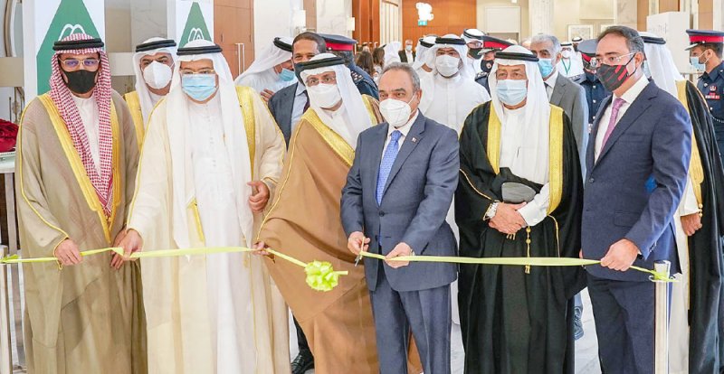 خلف يفتتح قمة البحرين للمدن الذكية بنسختها الخامسة