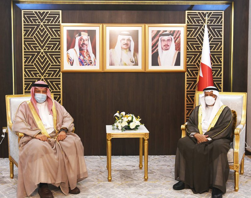 رئيس مجلس الشورى: تكريس التعاون بين السلطتين التشريعية والتنفيذية لتحقيق المزيد من المكتسبات الوطنية