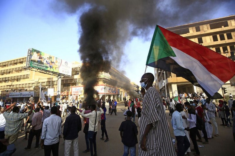 تجمع المهنيين السودانيين: الحكومة بشقيها لا تمثل الشعب