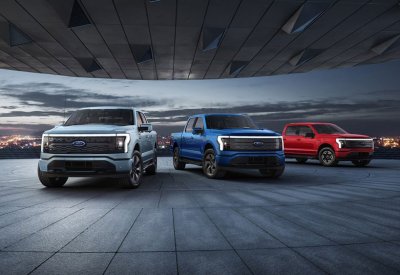 تقديم فورد F-150 لايتنينغ الجديدة