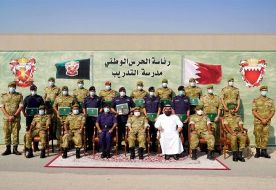 مدير أركان الحرس الوطني يرعى حفل تخريج إحدى دورات الاختصاص للضباط 