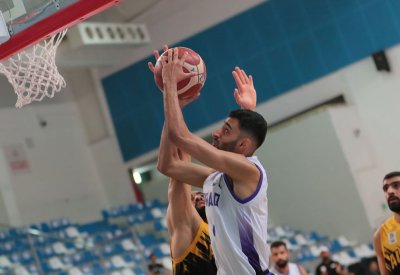 الانتصار الخامس لسلة الأهلي بدوري زين