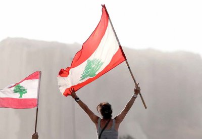 مسار التحقيق في الانفجار الكارثي يدفع لبنان “نحو حرب أهلية”