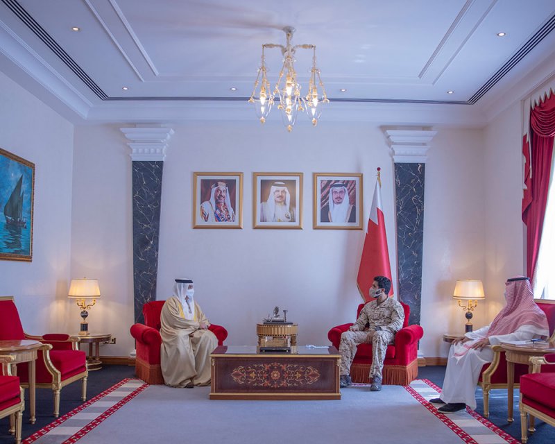 ناصر بن حمد يستقبل سفير البحرين المعين في بلجيكا