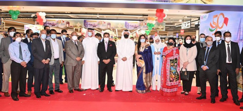 الوكيل المساعد للسجل التجاري والشركات يشارك في الاحتفالات الهندية  بمجمع الدانة التجاري