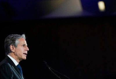 أميركا تلوّح بخيار عسكري ضد طهران..إذا فشلت الدبلوماسية
