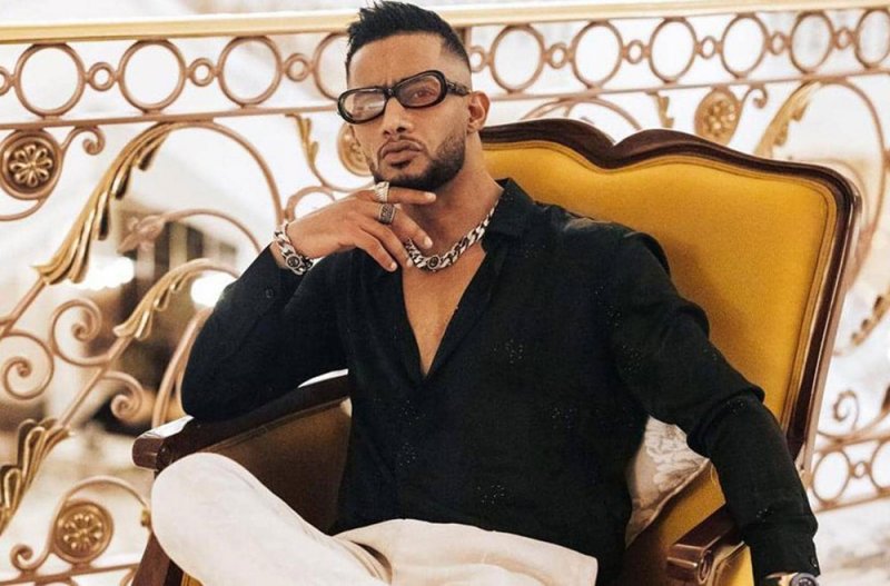 محمد رمضان يرد على "جدل المضيفات" بفيديو جديد