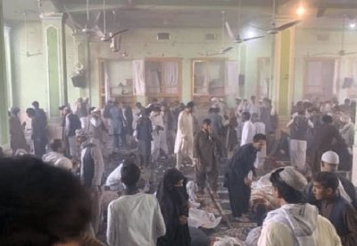 130 قتيلا وجريحا بتفجير انتحاري استهدف مسجدا بمدينة قندهار