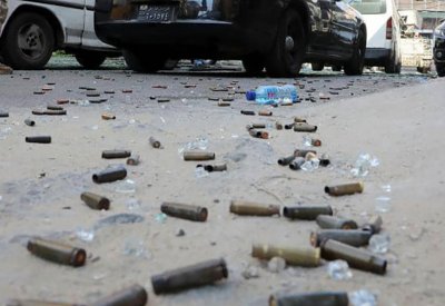 لبنان.. رؤساء الحكومة السابقون يستنكرون حوادث الطيونة
