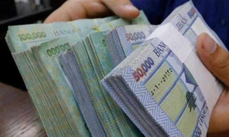 الدولار في لبنان يتجاوز 21 ألف ليرة بفعل التوترات السياسية
