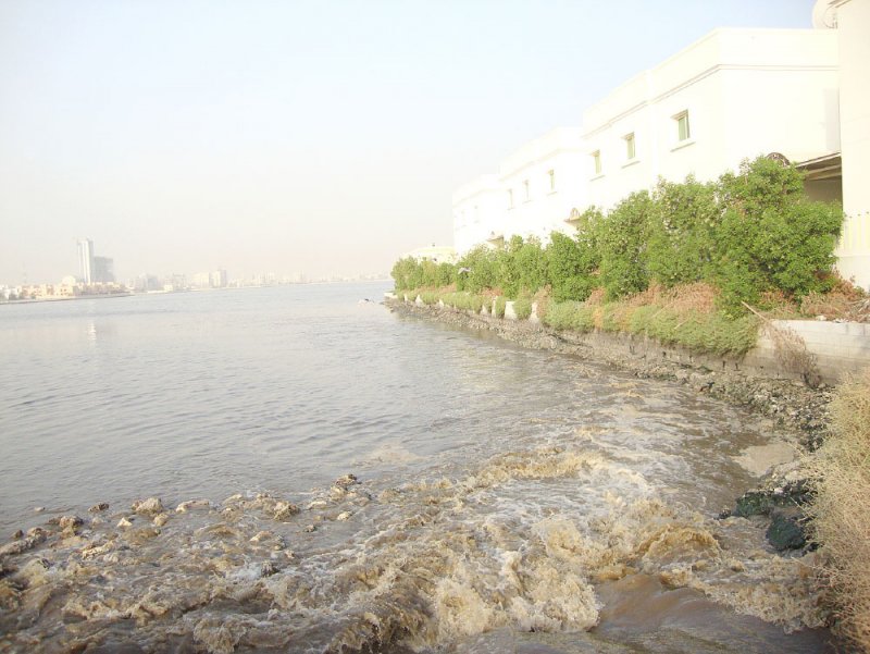 تحقيق "البلاد": خليج توبلي الخطر المتجدد