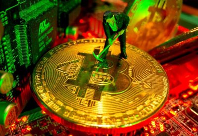 ملياردير شهير يسخّر شركته لتعدين بيتكوين.. هذا ما سيفعله!