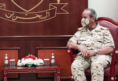 القائد العام يستقبل قائد القيادة المركزية لقوات المشاة البحرية الأمريكية