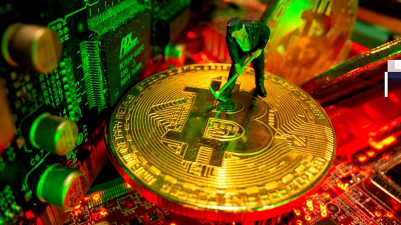 ملياردير شهير يسخّر شركته لتعدين بيتكوين.. هذا ما سيفعله!