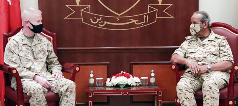 القائد العام يستقبل قائد القيادة المركزية لقوات المشاة البحرية الأمريكية