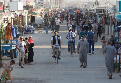 كباتن الزعتري.. عندما يحتاج اللاجئ إلى أكثر من مجرد دواء وطعام!