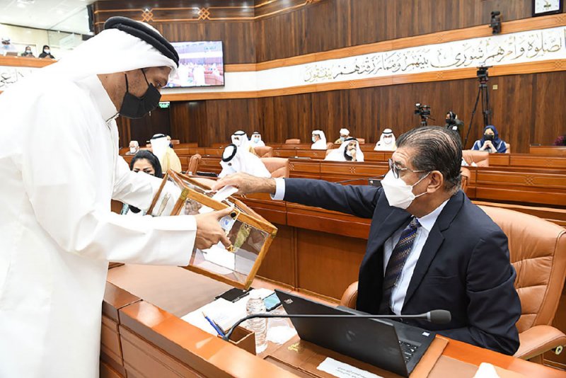 بلوغ حرف الياء بعضوية لجنة الرد