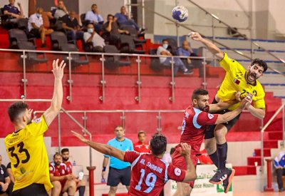 فوز صعب ليد الأهلي على الشباب