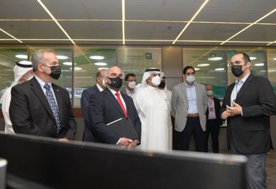 الدكتور محمد بن مبارك بن دينه يبحث مع الرئيس التنفيذي لشركة أرامكو السعودية تعزيز التعاون المشرك