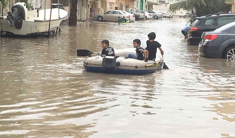“الكورة” قبل أن تمطر.. قرية تطالب بالخدمات والرصف ومركز شبابي