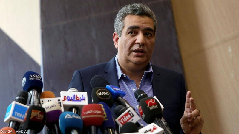 مصر.. اتهام رئيس اتحاد الكرة بالفساد