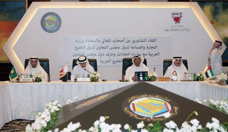 "وزير الصناعة" يترأس أعمال اللقاء التشاوري المشترك