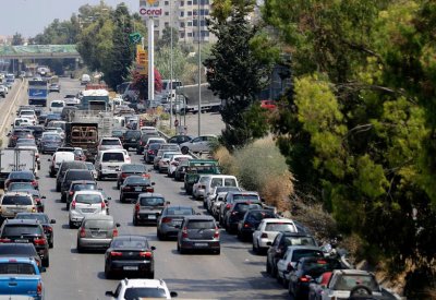 وزير الاقتصاد اللبناني: سنُثبّت الدولار على 12 ألف ليرة