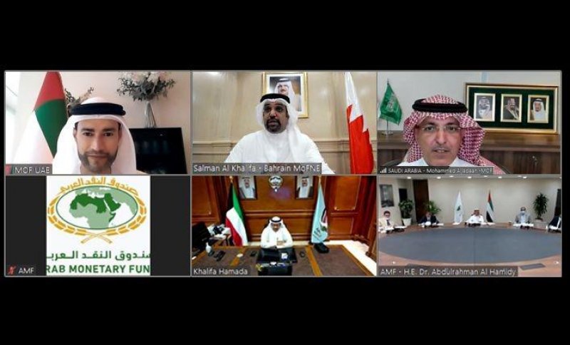 وزراء مالية السعودية والإمارات والكويت يرحبون بجهود المملكة في تنفيذ برنامج التوازن المالي