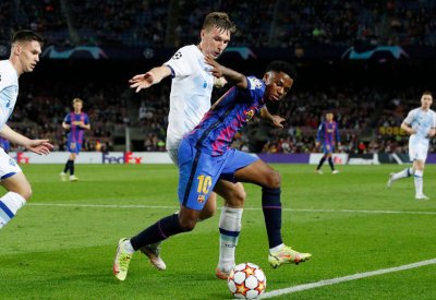 برشلونة يربط "خليفة ميسي" بـ 6 أعوام ومليار يورو