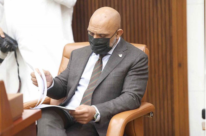 فتح نصف سواحل الجزر الاستثمارية للعامة.. مرفوض