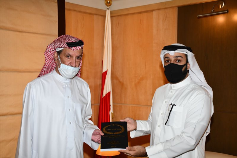 معالي رئيس المحكمة الدستورية يستقبل الدكتور خالد محمود ناصر