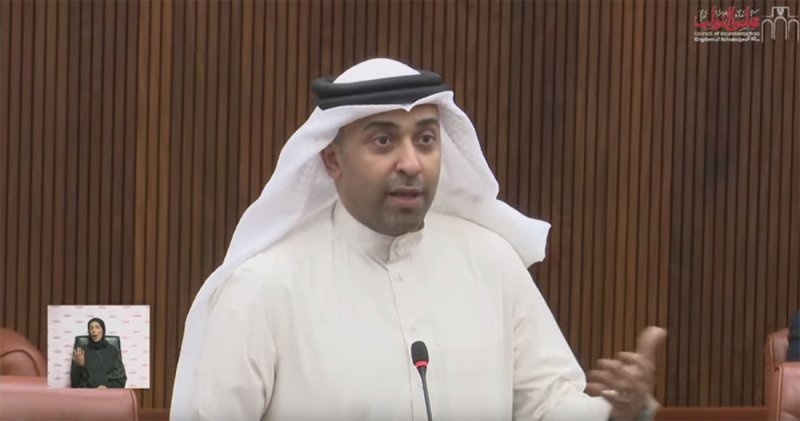إعفاء الأرامل والأيتام من الرسوم الحكومية