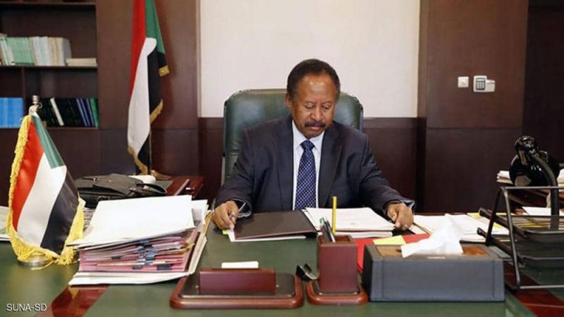 مريم المهدي: رئيس حكومة السودان وأعضاؤها في مكان غير معلوم