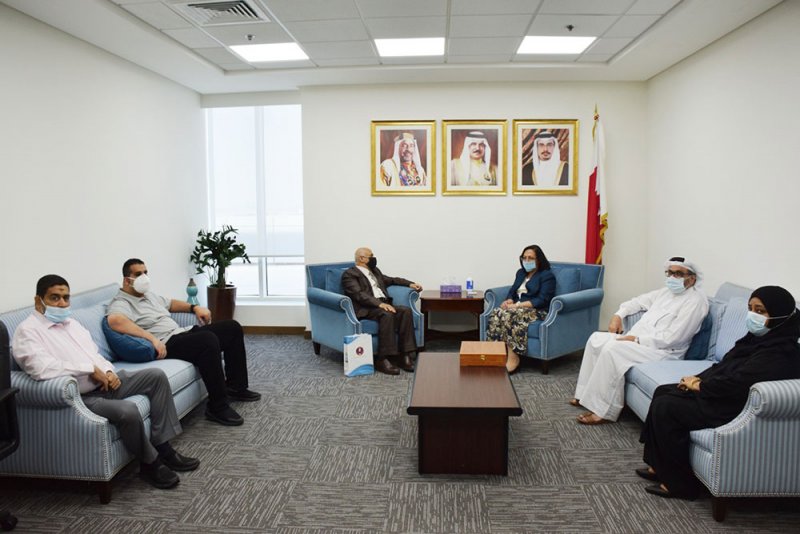 وزيرة الصحة تستقبل رئيس وأعضاء جمعية الصداقة للمكفوفين