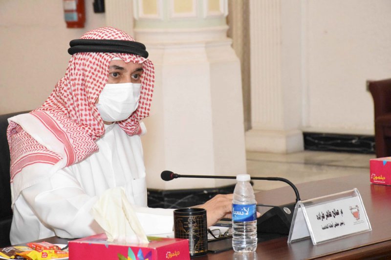 خلف: اعتبار المطلقة والأرملة أسرة.. “استثناء”