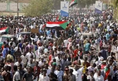 انطلاق مواكب ضخمة في أكثر من 70 مدينة سودانية وعالمية