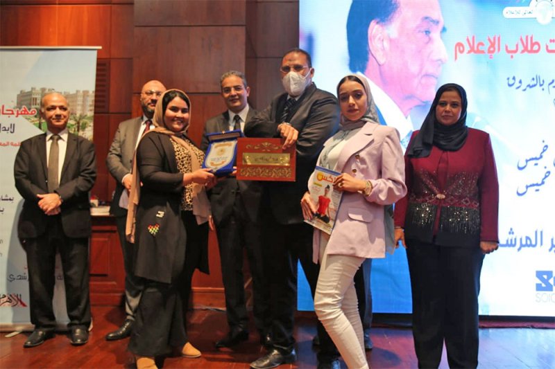 «مجدي ابو عميرة» يعلن جوائز الدورة السادسة من مهرجان الشروق للاعلام