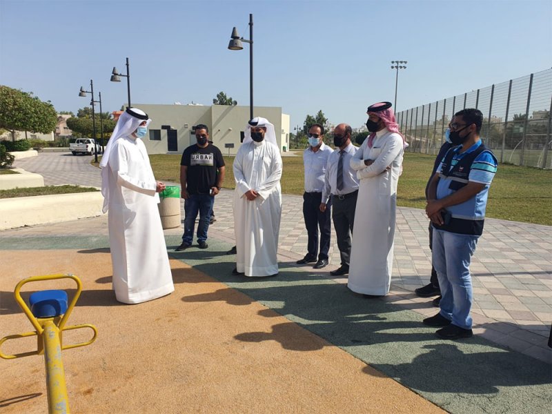 أهمية تعزيز الوعي بالنظافة العامة في حديقة خليفة الكبرى بالرفاع 