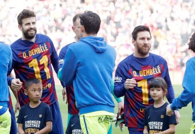 ميسي بألم: أقرب أصدقائي في برشلونة طعنني في ظهري