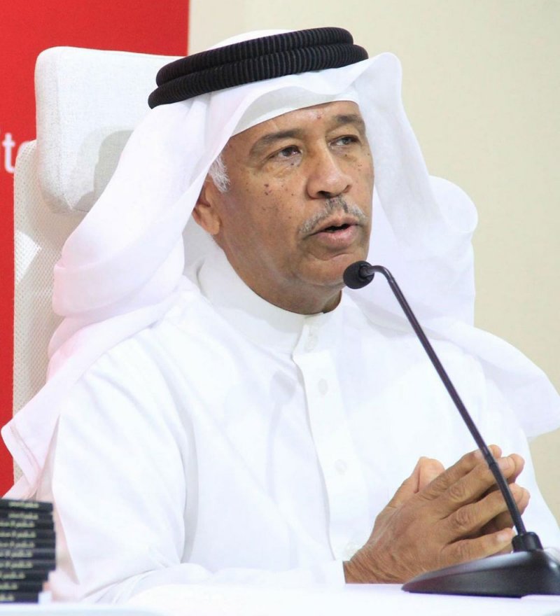 المنسي يدشن ديوانه الأول "طاووس في عرشه" بأسرة الأدباء والكتاب