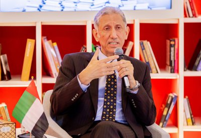 طالب الرفاعي شخصية العام الثقافية في معرض الشارقة الدولي للكتاب