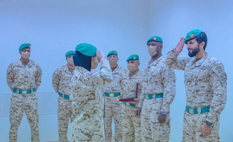 سمو مستشار الأمن الوطني قائد الحرس الملكي يرعى حفل تخريج دورة الحرس التخصصية الأولى للإناث بالحرس الملكي‎‎