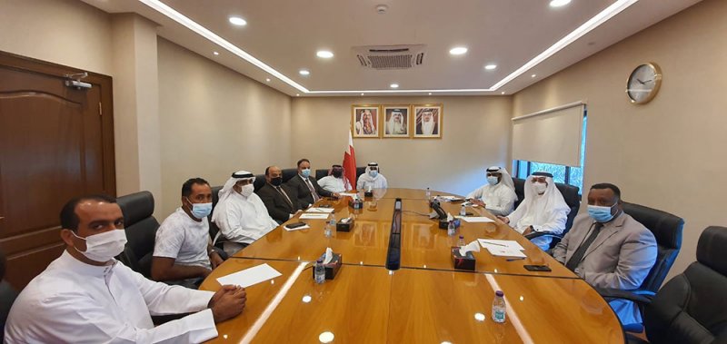 أبو الفتح يلتقي بعدد من النواب ويناقش معهم موضوع الرقابة البحرية